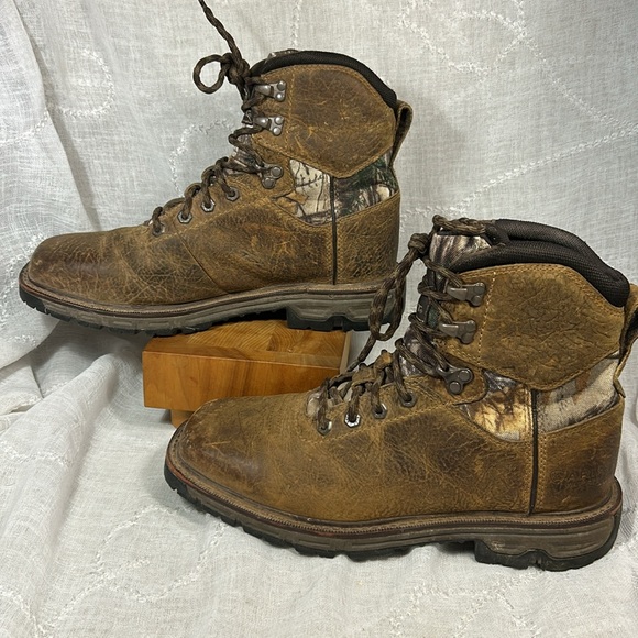 Ariat square toe leather camouflage high  lace up boots main image 13